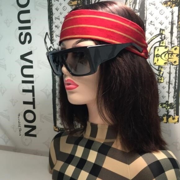 New Authentic Balenciaga BB0002S 003 Grey/Silver Mirror Shield Sunglasses - Picture 12 of 16